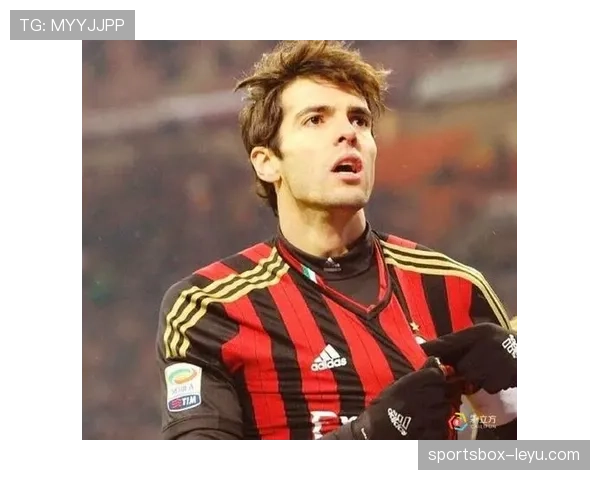 海伦芬青训新星闪耀赛场,实力崛起引球迷热议 海伦芬青训新星闪耀赛场,实力崛起引球迷热议