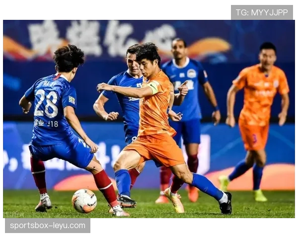 埃泽表现稳健，助球队上演惊天逆转