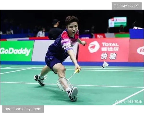 石宇奇训练完直接打车去SKP买鞋，这消费节奏谁跟得上